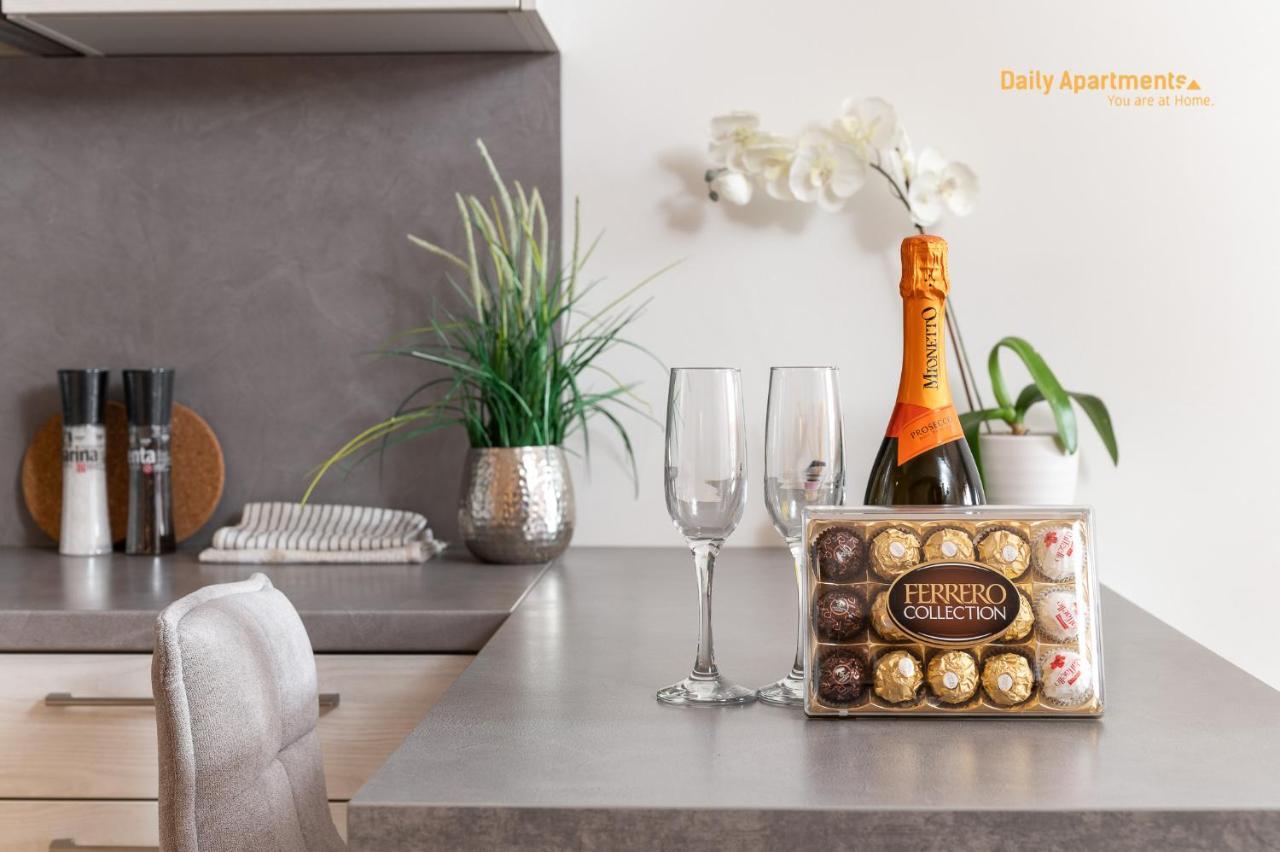 Luxury - Rotermann By Rikas Apartment *